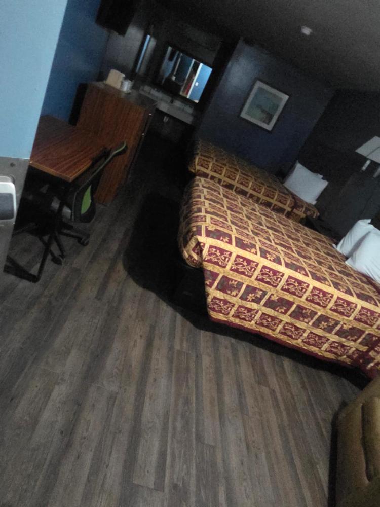 Contractor Weekly Special interior